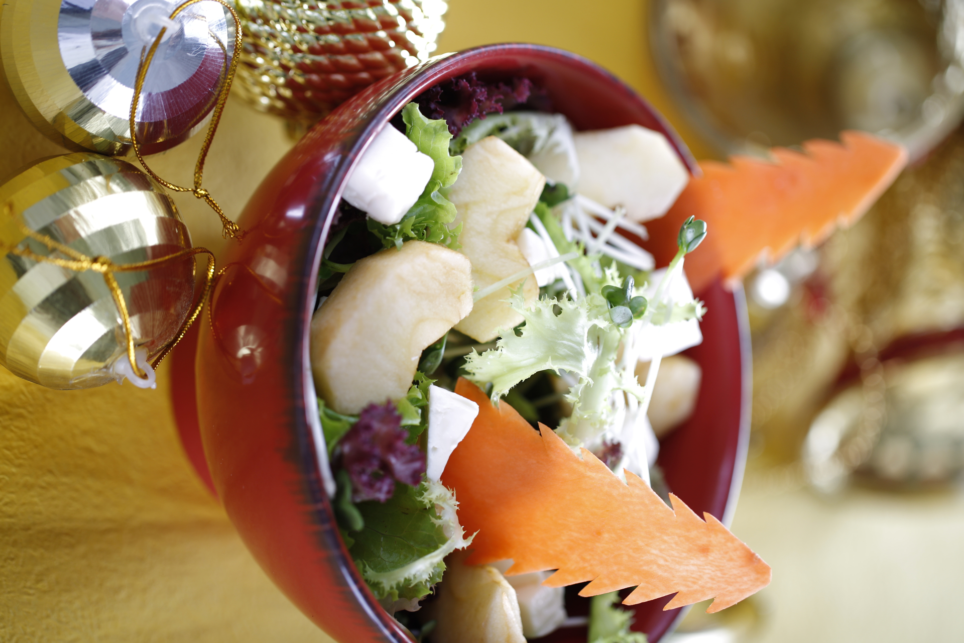 Salad Táo - Món ngon mùa Giáng sinh