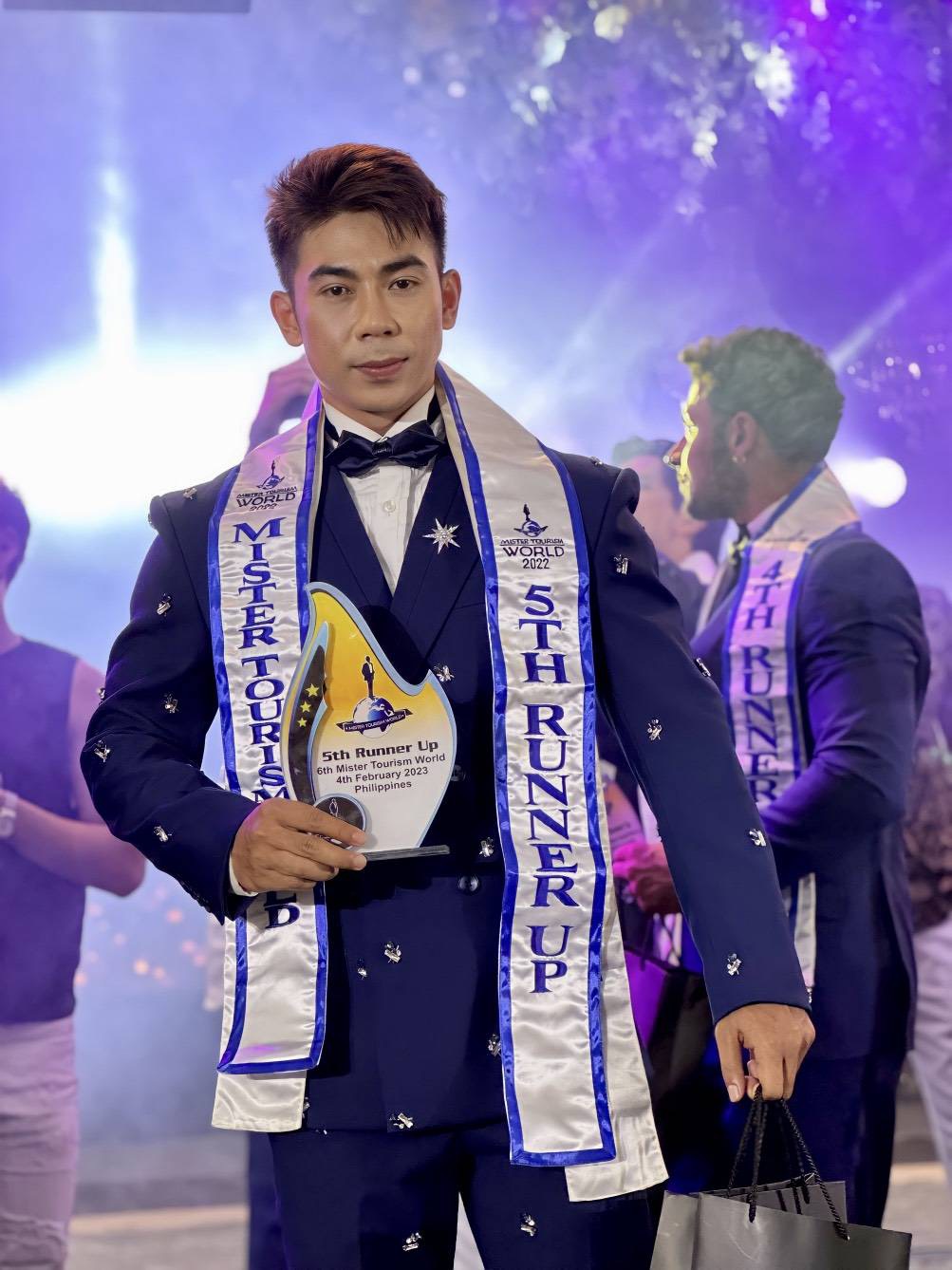 Người mẫu Phùng Phước Thịnh - đại diện Việt Nam đoạt danh hiệu Á vương 5 tại cuộc thi Mister Tourism World 2022
